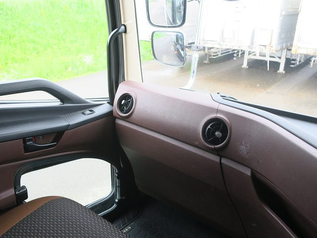 中古トラック 日野冷凍バン ＃15
