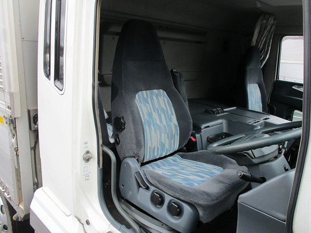 中古トラック 三菱ふそうアルミウィング #13