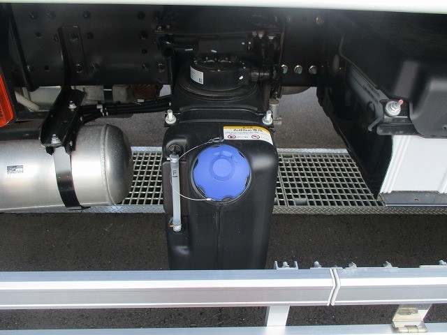 中古トラック 日野冷凍バン #10