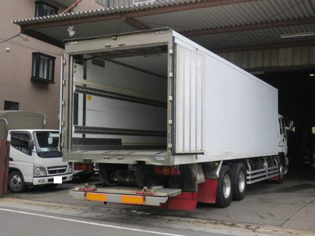 中古トラック いすゞ冷凍バン #6