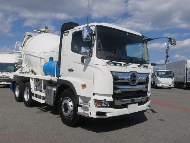 中古トラック 日野コンクリートミキサー車 #2