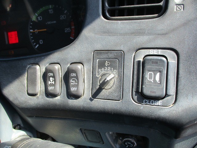 中古トラック 三菱ふそう粉粒体運搬車 #20