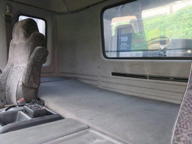 いすゞギガ トラクタヘッド