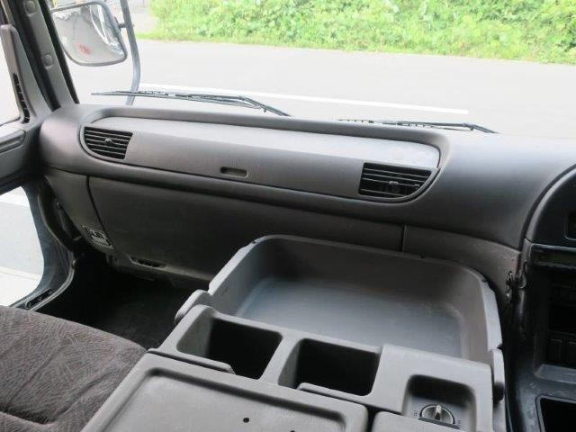 いすゞギガ トラクタヘッド