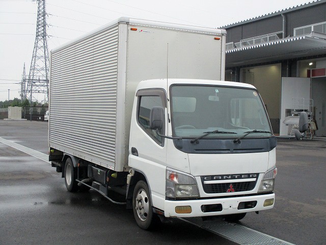 三菱ふそう 小型アルミバン