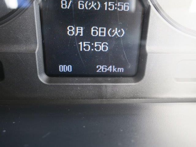 中古トラック 三菱ふそうクレーン付平ボディ #16