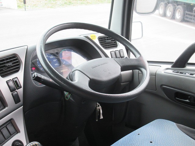 中古トラック UDトラックスアルミウィング #14