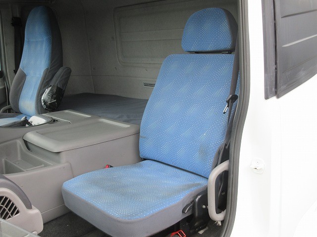 中古トラック UDトラックスアルミウィング #22