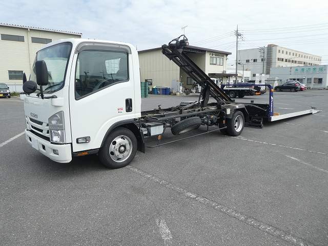 いすゞエルフ 小型車載車