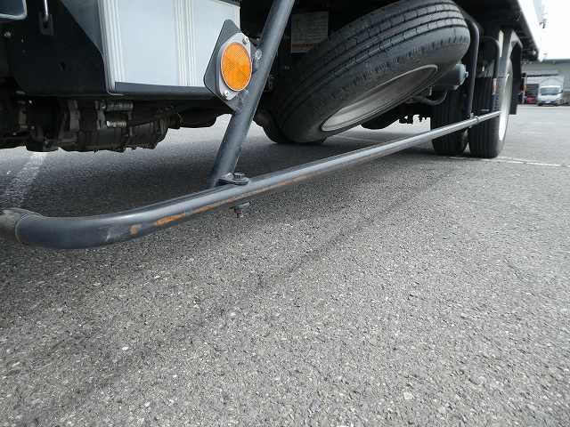 いすゞエルフ 小型車載車