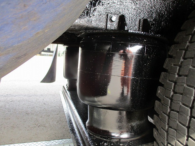 中古トラック 三菱ふそう冷凍バン #9