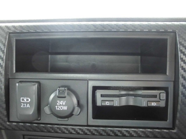 中古トラック 日野クレーン付平ボディハイジャッキ仕様 #17