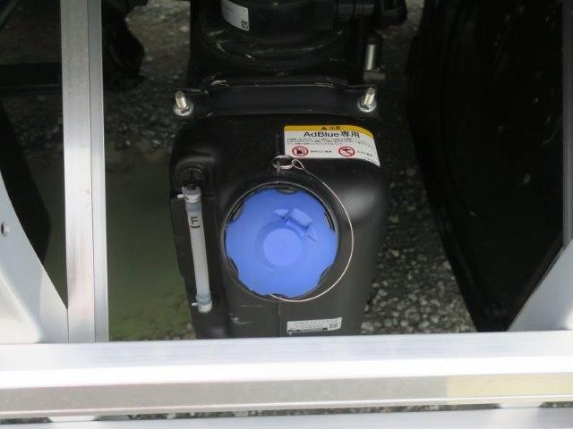 中古トラック 日野冷凍バン #12