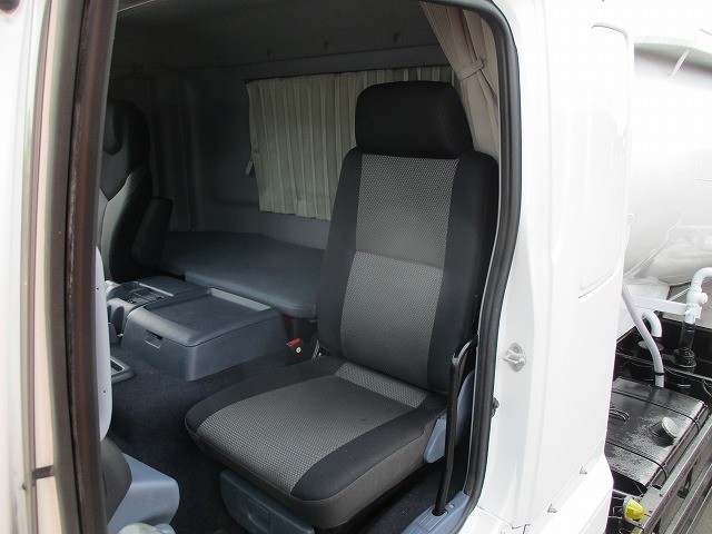 中古トラック 日野粉粒体運搬車 #20