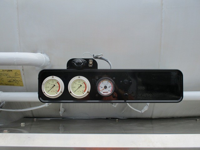 中古トラック 日野粉粒体運搬車 #9