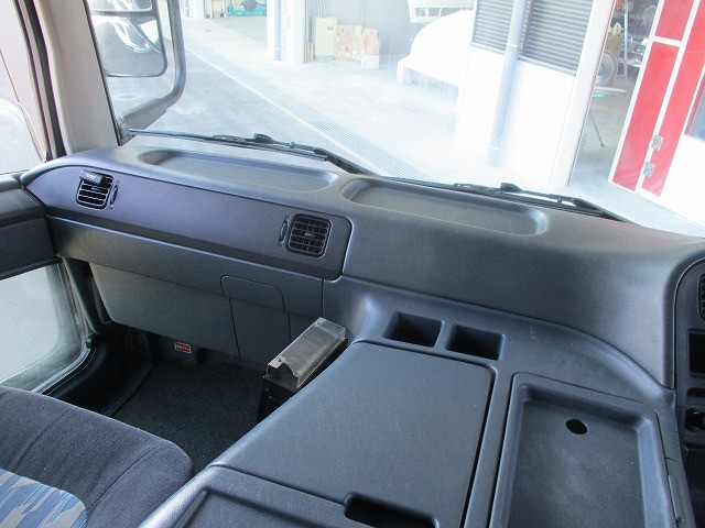 中古トラック 三菱ふそう冷凍バン #15