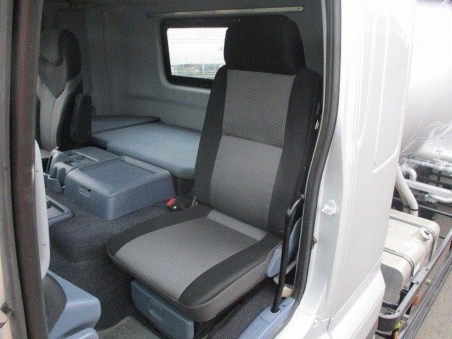 中古トラック 日野粉粒体運搬車 #21