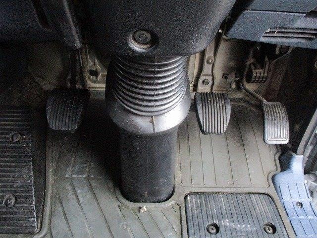 中古トラック 日野粉粒体運搬車 #24