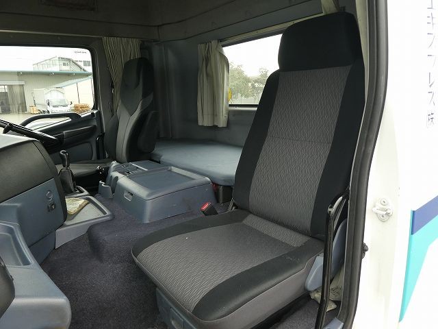 中古トラック 日野トラクタヘッド #17