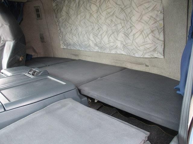 三菱ふそう 大型 粉粒体運搬車