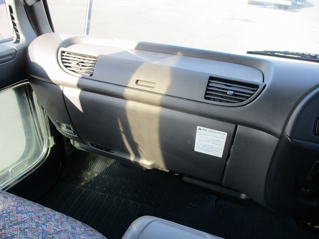 中古トラック いすゞパッカー車(塵芥車) #16