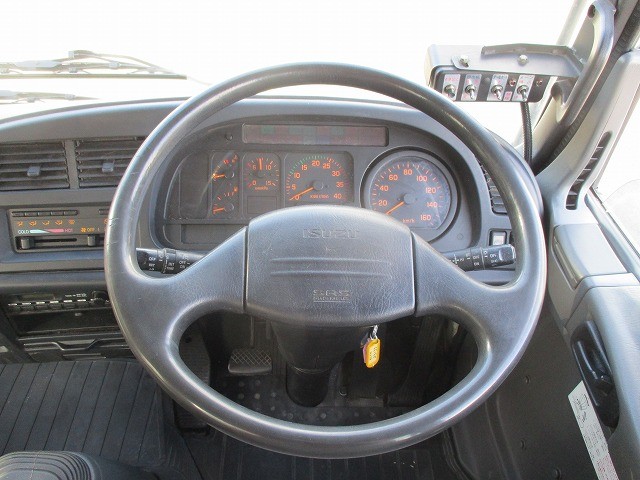 中古トラック いすゞパッカー車(塵芥車) #18