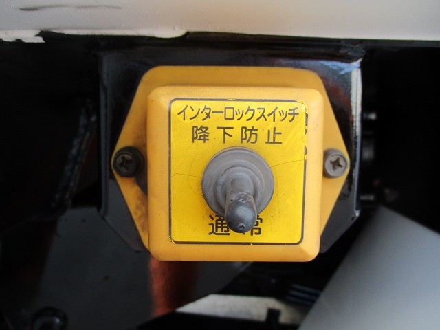 中古トラック いすゞパッカー車(塵芥車) #10