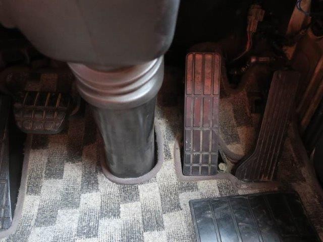 中古トラック 日野粉粒体運搬車 #24