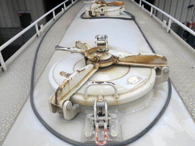 中古トラック 日野粉粒体運搬車 #6