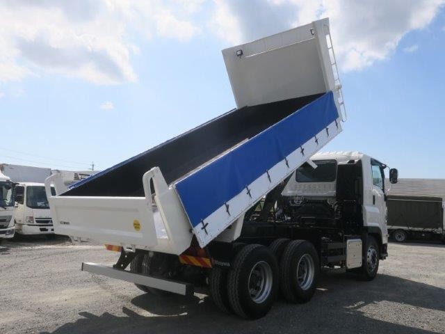 中古トラック いすゞダンプ #3