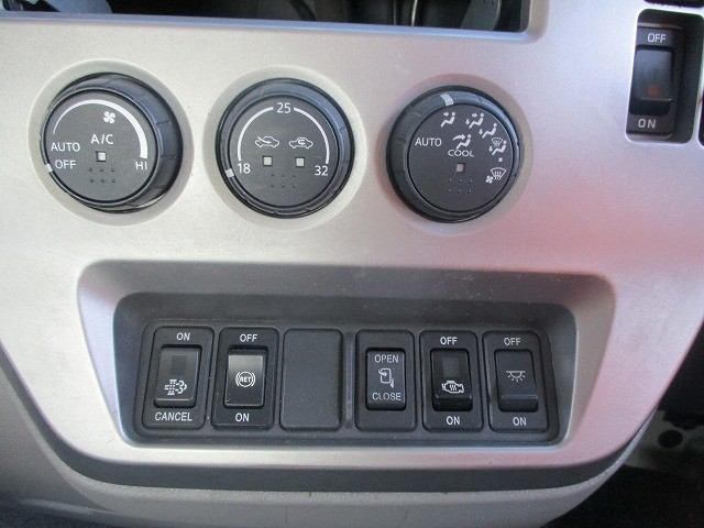 中古トラック UDトラックス平ボディアルミブロック #20