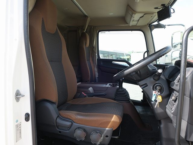 中古トラック 日野アルミウィング ＃12