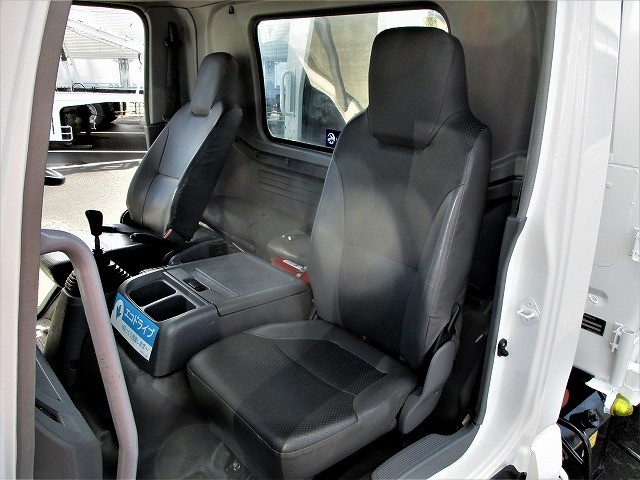 中古トラック いすゞパッカー車(塵芥車) #23