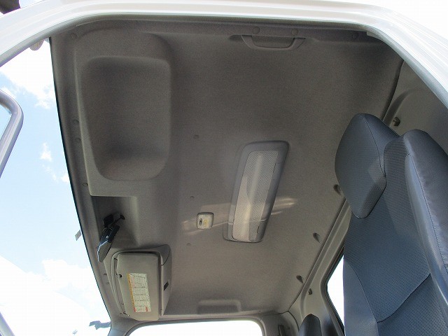 中古トラック いすゞパッカー車(塵芥車) #24