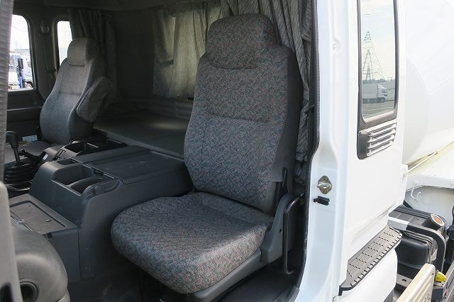 中古トラック いすゞミキサー車 #21