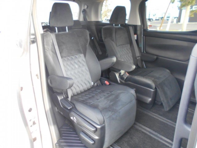 中古トラック トヨタアルファード #20