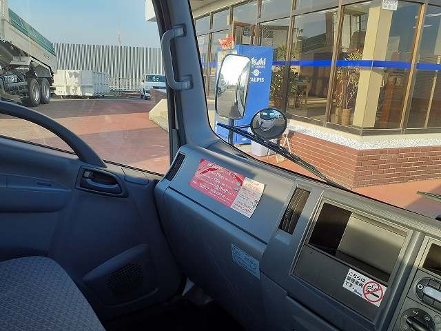 いすゞエルフ 小型車載車