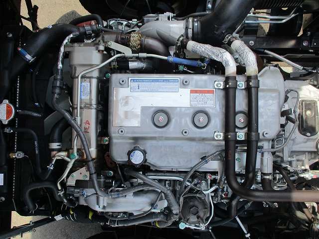 中古トラック 日野クレーン付平ボディ #12