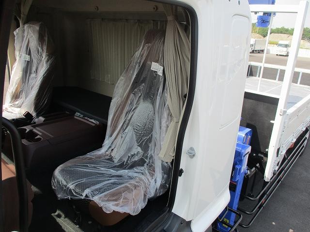 中古トラック 日野クレーン付平ボディ #22