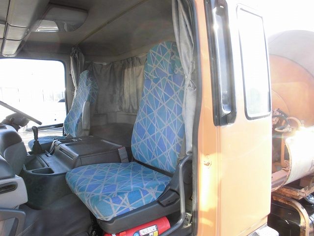中古トラック 日野コンクリートミキサー車 #22