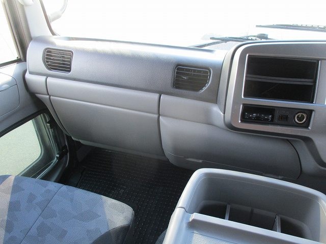 中古トラック UDトラックス平ボディアルミブロック #13