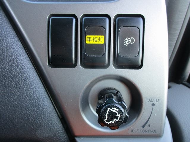 中古トラック UDトラックス平ボディアルミブロック ＃20