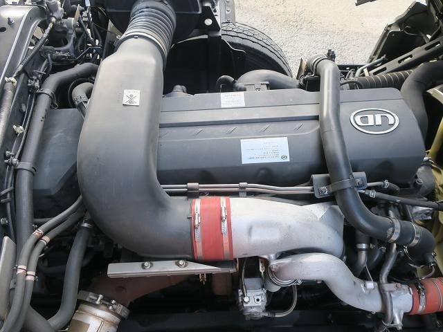 中古トラック UDトラックストラクタ #11