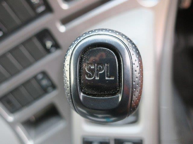 日産UD クオン 大型トラクタヘッド 