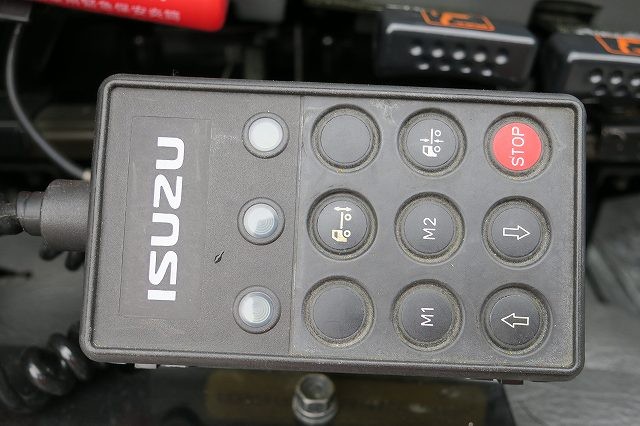 中古トラック いすゞ粉粒体運搬車 #19