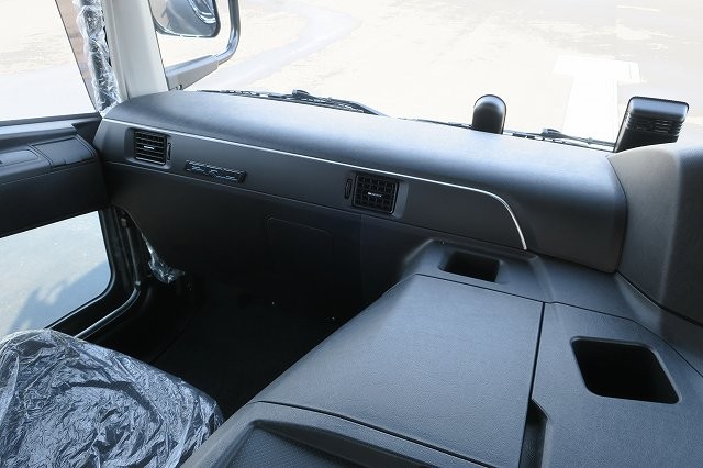 中古トラック 三菱ふそうクレーン付 #16