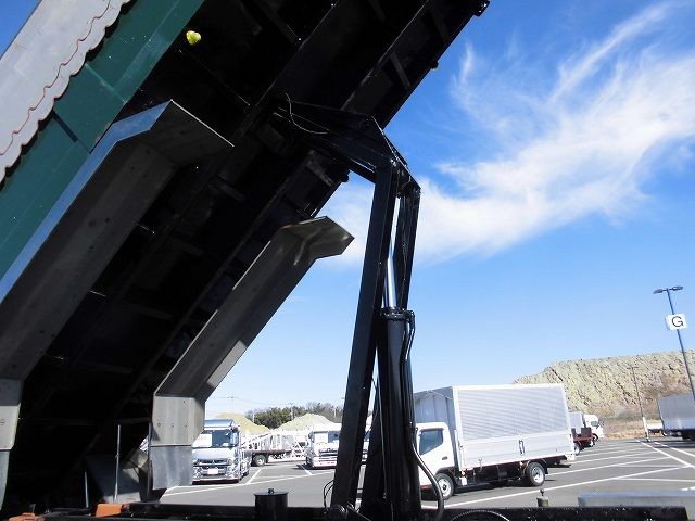 中古トラック 三菱ふそう深ダンプ #8