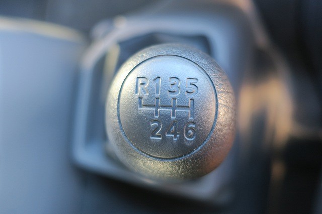 中古トラック UDトラックス平ボディアルミブロック #16