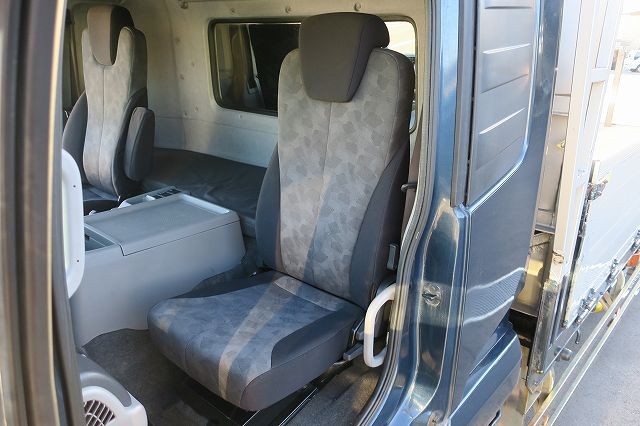 中古トラック UDトラックス平ボディアルミブロック #19