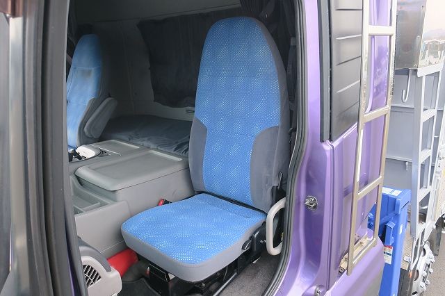 中古トラック UDトラックスクレーン付 #21